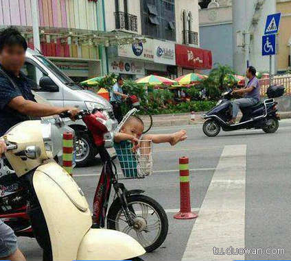 周五搞笑内涵图 单身狗的周末也能非常愉快 才怪