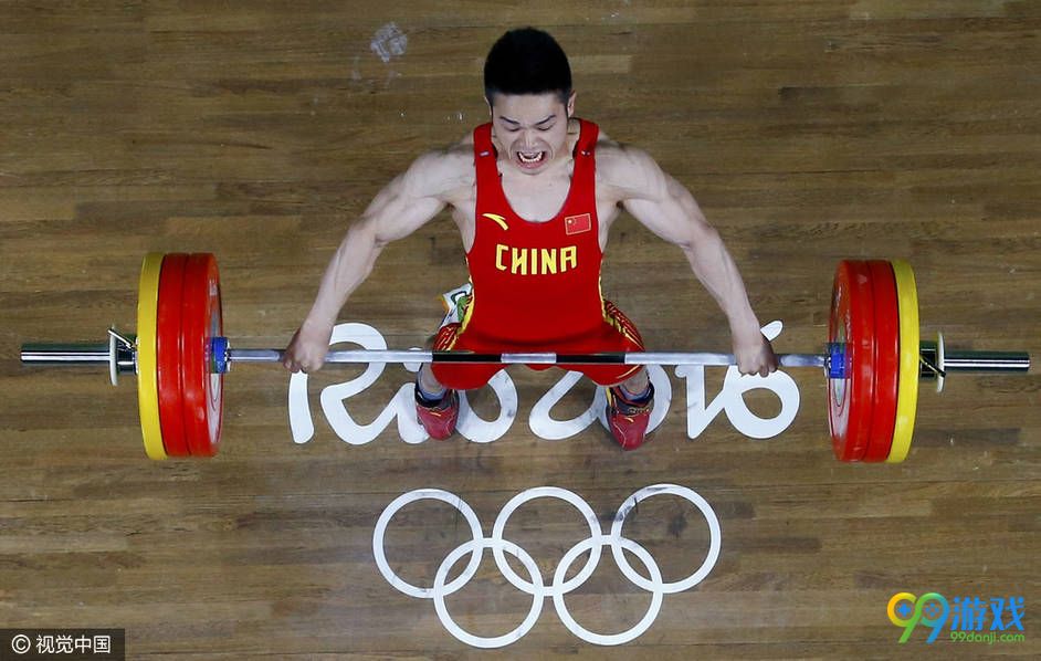 中国男举69公斤级夺冠 中国暂居金牌榜第一