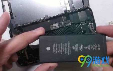 iPhone7怎么换电池 iPhone7拆机换电池图文教程