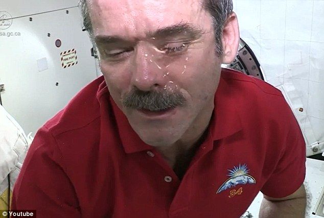蚂蚁庄园今日答案 如果宇航员在太空中哭泣,眼泪会怎样