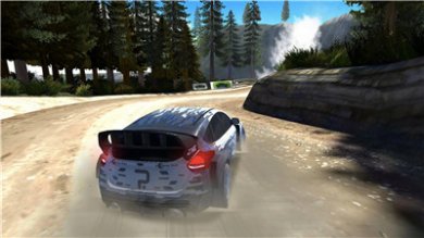 泥土拉力赛车(Rally Racer Dirt)